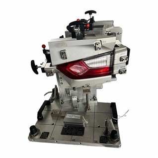 Apparat tal-Iċċekkjar tad-Dawl tal-Karozzi